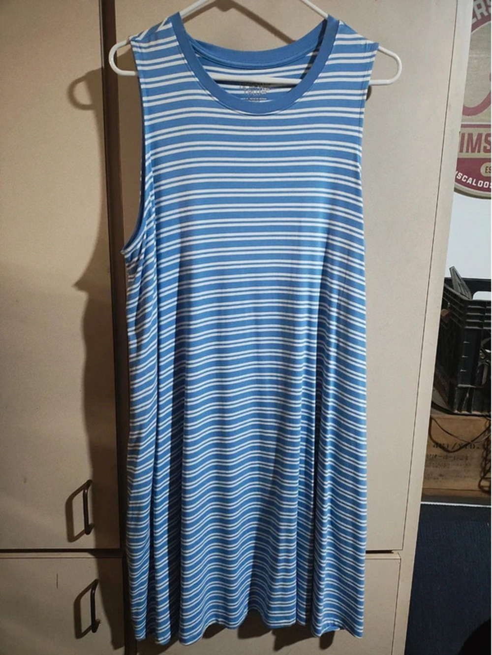 Time and Tru sleeveless dress with pockets blue white stripes size 2XL